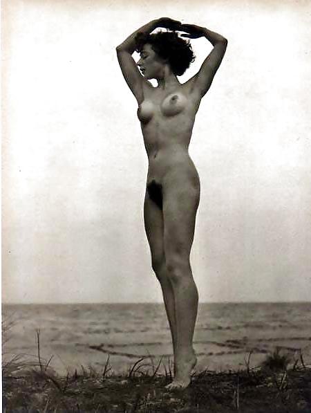 25P Vintage naturism 3