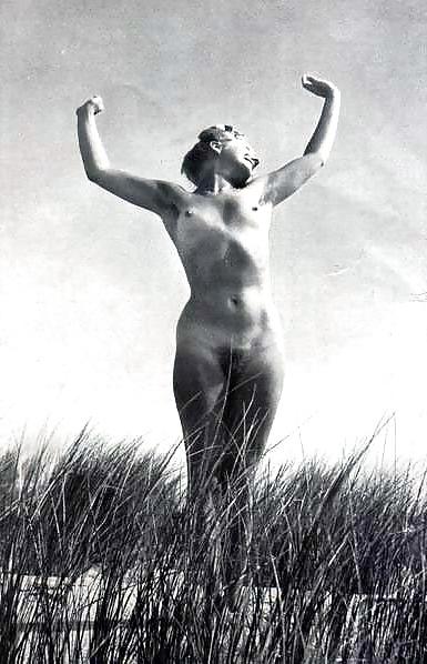 25P Vintage naturism 3