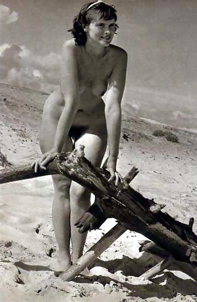 25P Vintage naturism 3