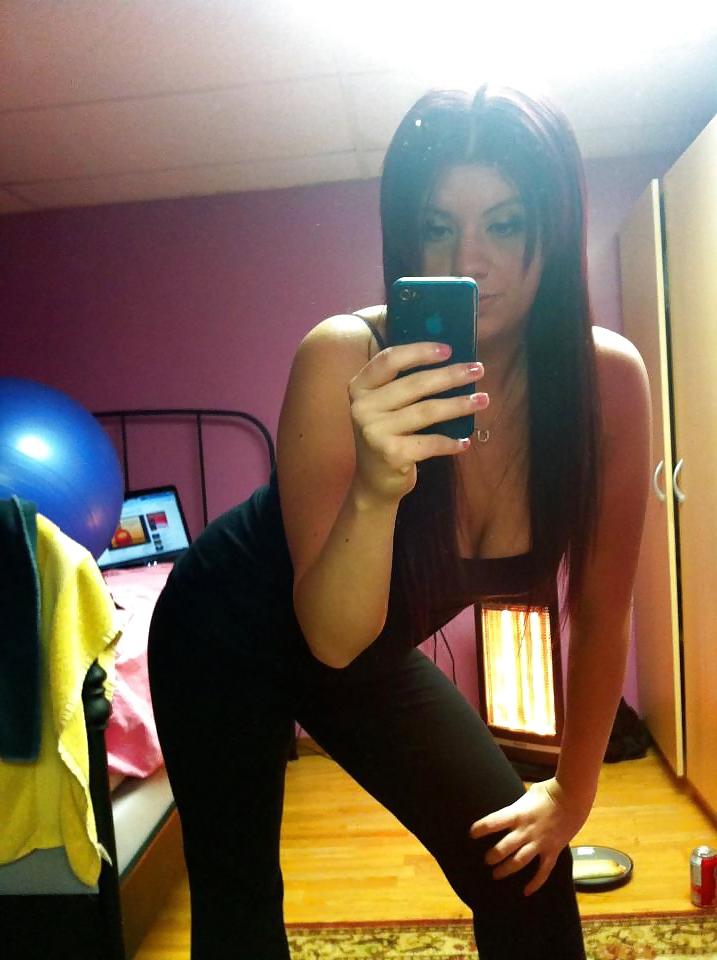 25P Tits vs. Legs