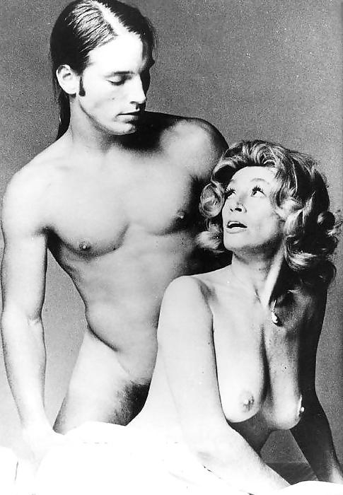 14P Mature celebrity Sylvia Miles.