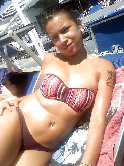 13P Italian girl: olivia