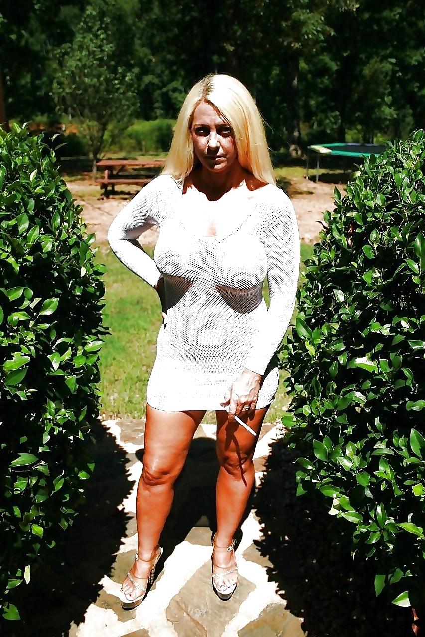 25P We all like Your Mom Melons!