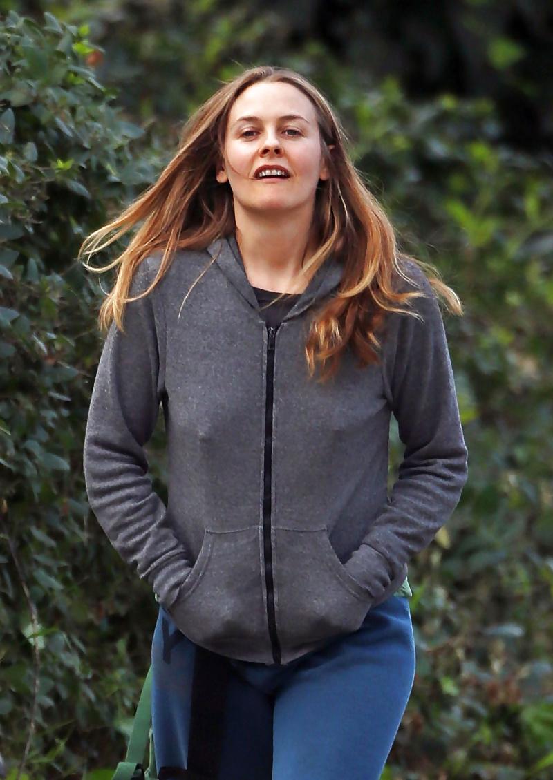 25P Celebs oops 52
