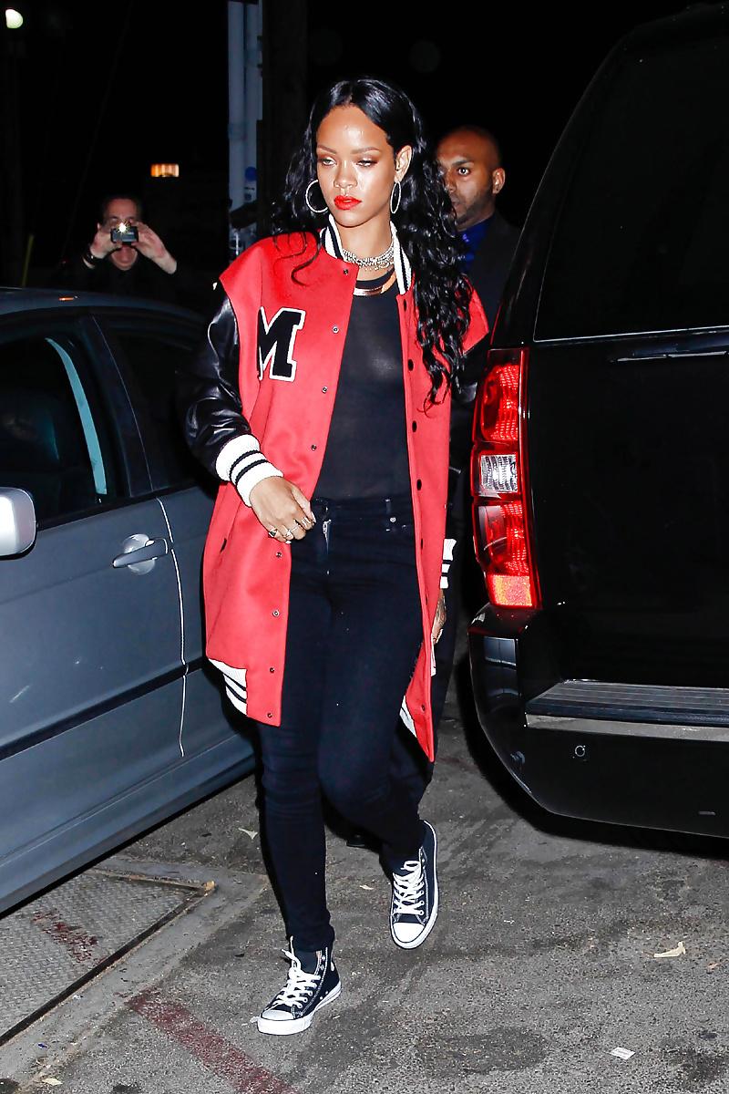 25P Celebs oops 52
