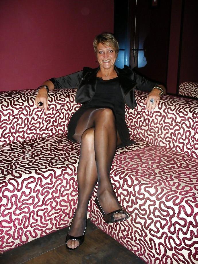 25P Mature Sluts in Nylons