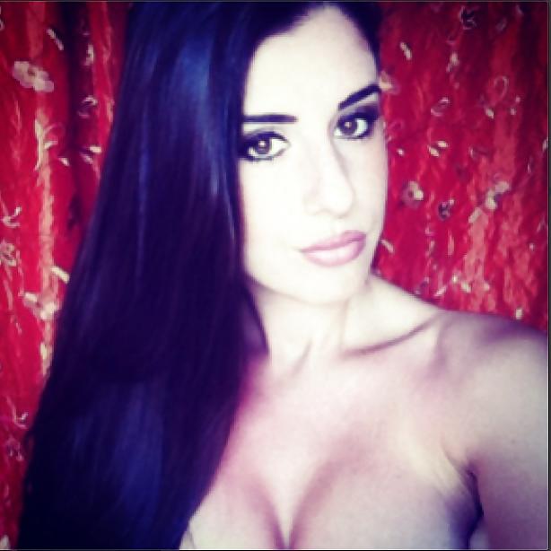 13P Valentina Vignali italian beaty