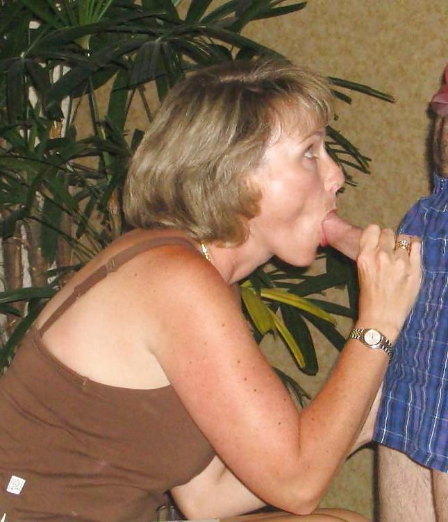 25P Blowjob By MATURES & MILFS = Top!... (2)
