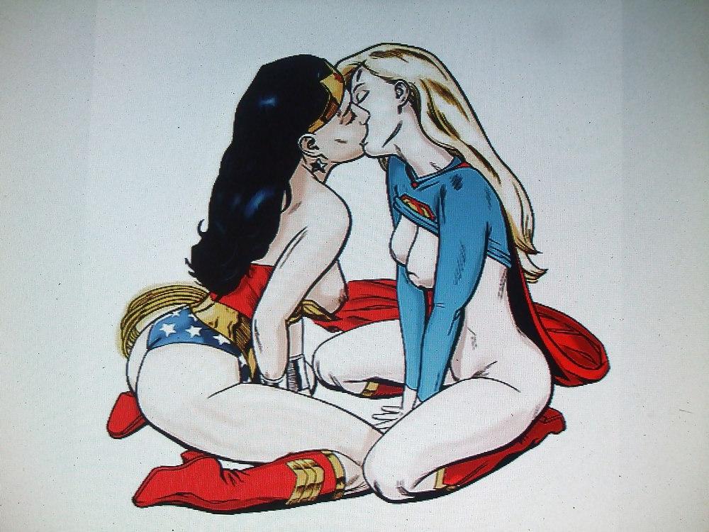 25P Lesbian Superhero