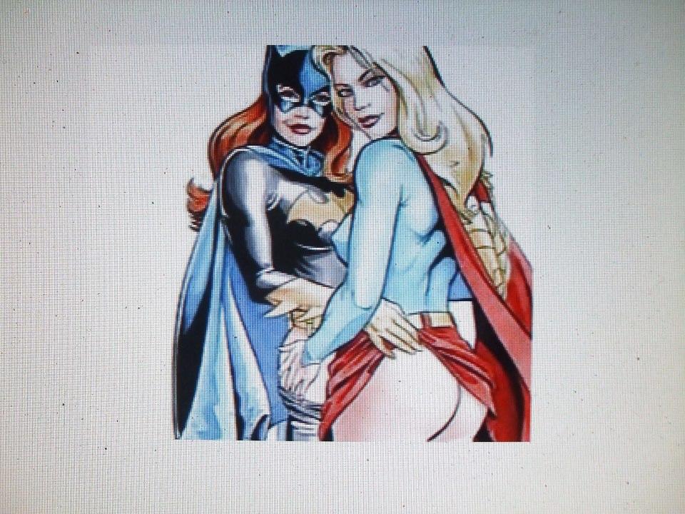 25P Lesbian Superhero