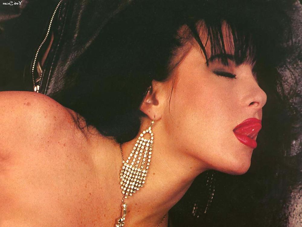 13P Vintage Hottie Madison Stone