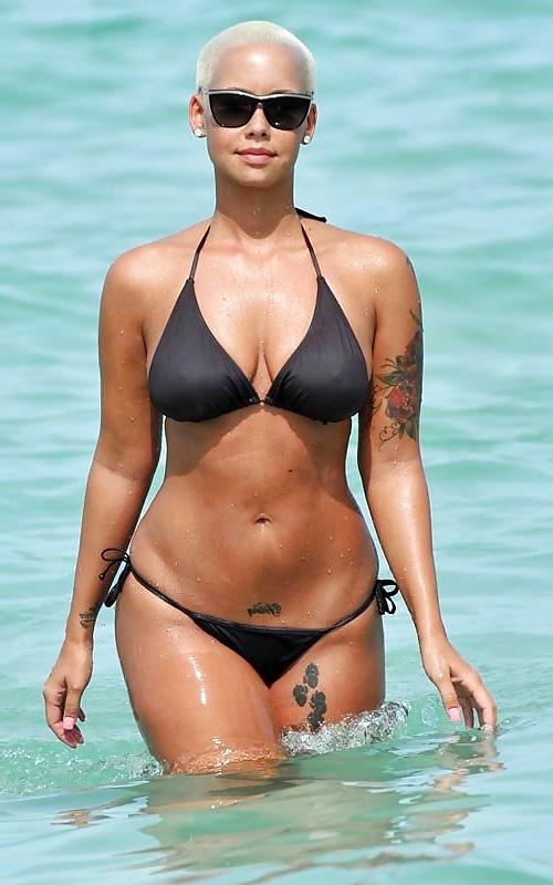 25P Celebrity Amber Rose Really Turns me On !