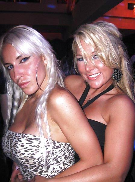 25P Greek Dancer Dina