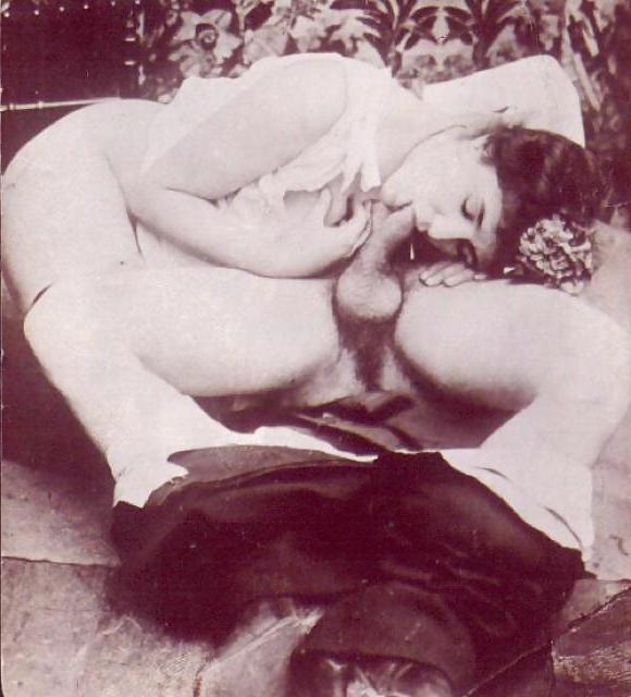 25P Very old Vintage Porn