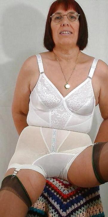 20P Mature-BBW-Ladies 474