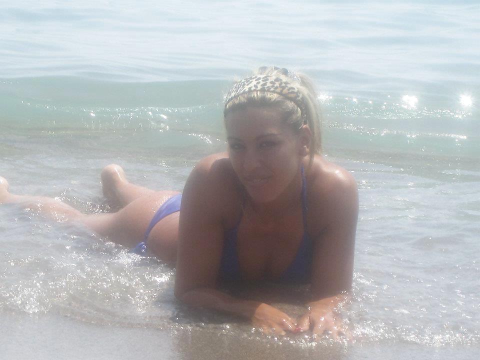 12P Italian girl: Maria