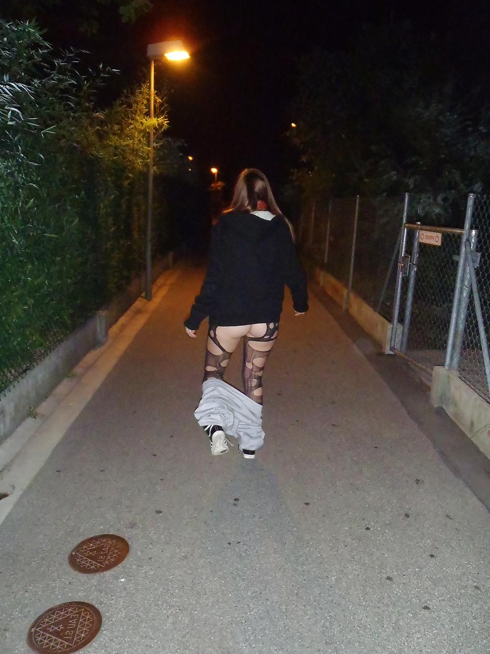 11P Lindy the swiss slut