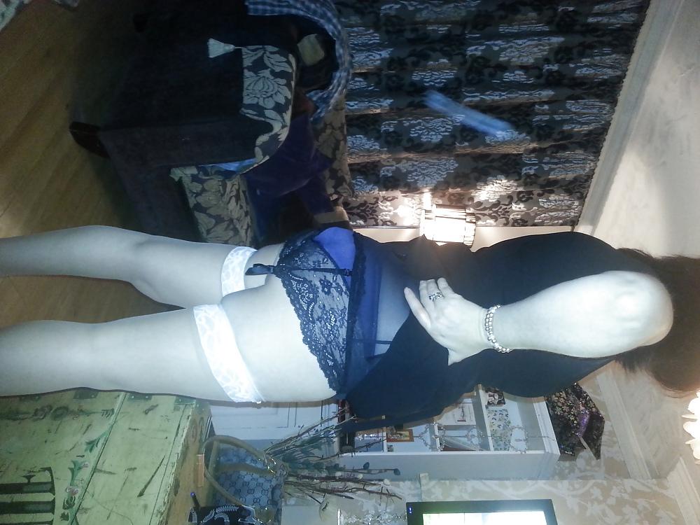 15P My so sexy wife getting ready for doging