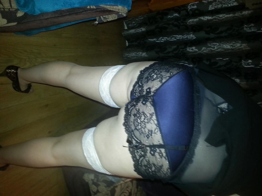 15P My so sexy wife getting ready for doging