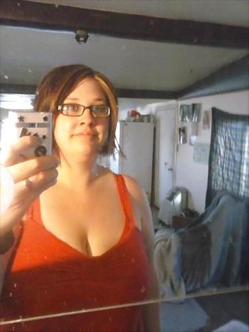 5P Tall titty woman