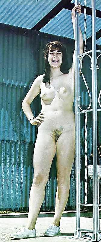 25P Vintage Natural Nudism
