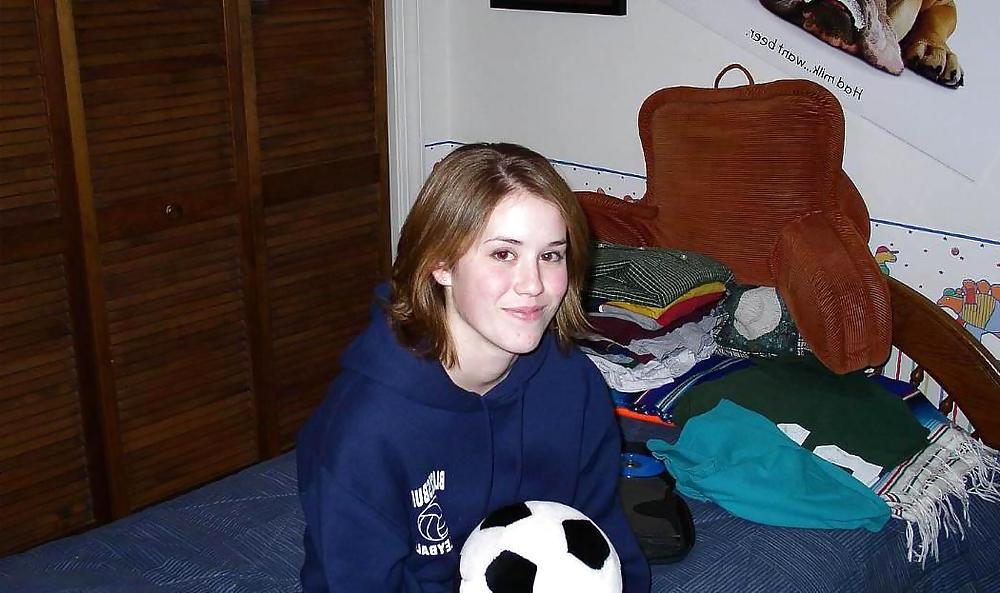 8P My soccer player - college