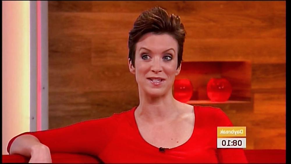 25P Short hair celebs and sporties
