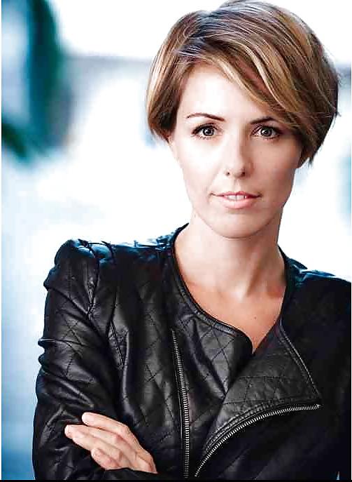25P Short hair celebs and sporties