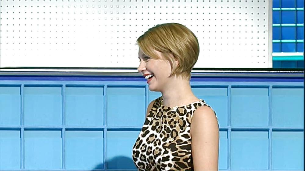 25P Short hair celebs and sporties