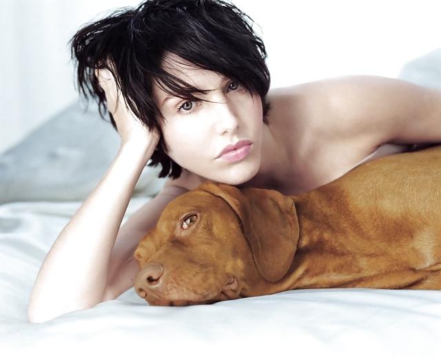 25P Short hair celebs and sporties
