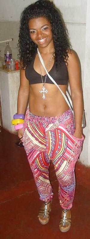 25P Babes in slums of Rio. 5 (personal files)