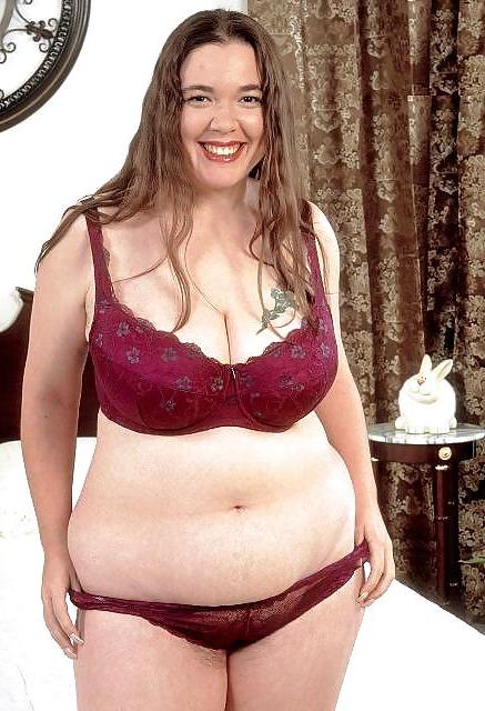 25P Mature in Pantie