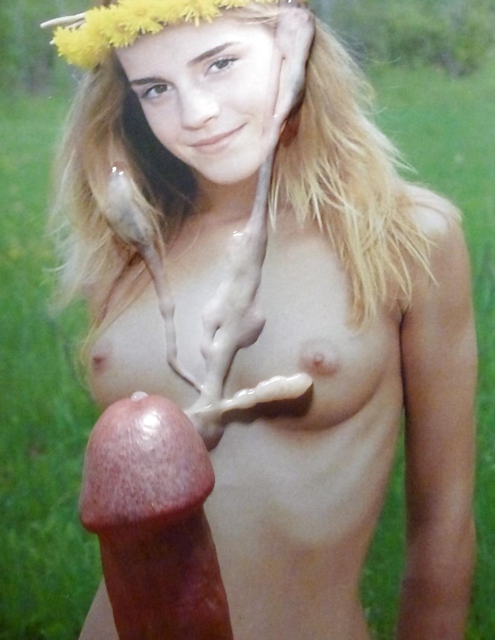 18P Emma Watson Poses Nude For Cum On Her Face!