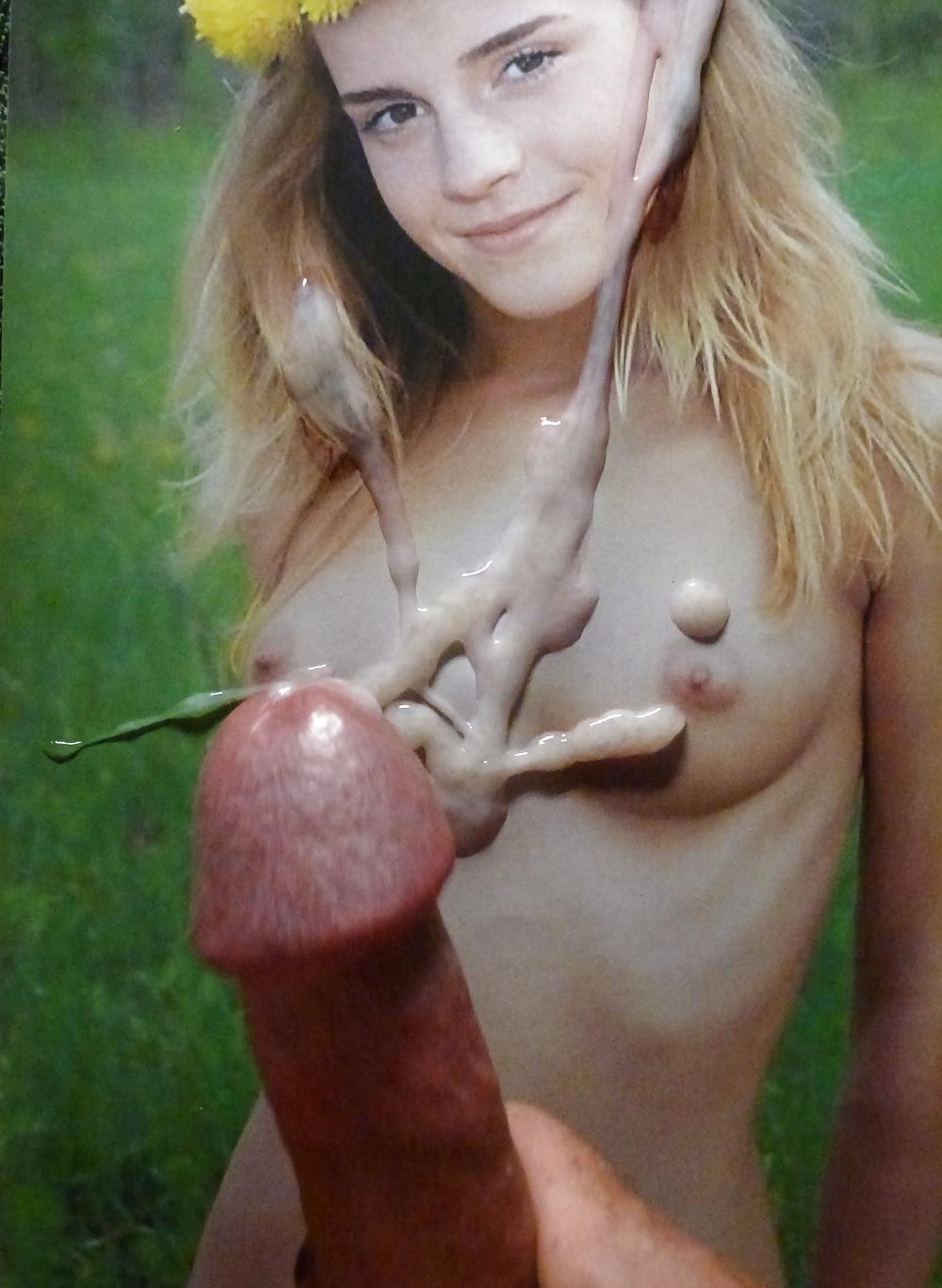 18P Emma Watson Poses Nude For Cum On Her Face!