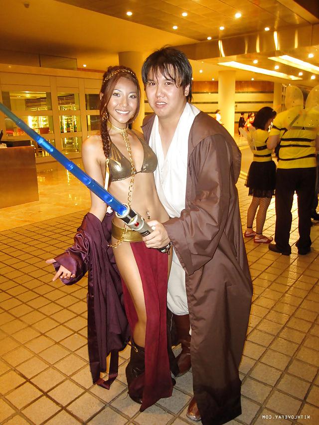 25P Slave Leia.