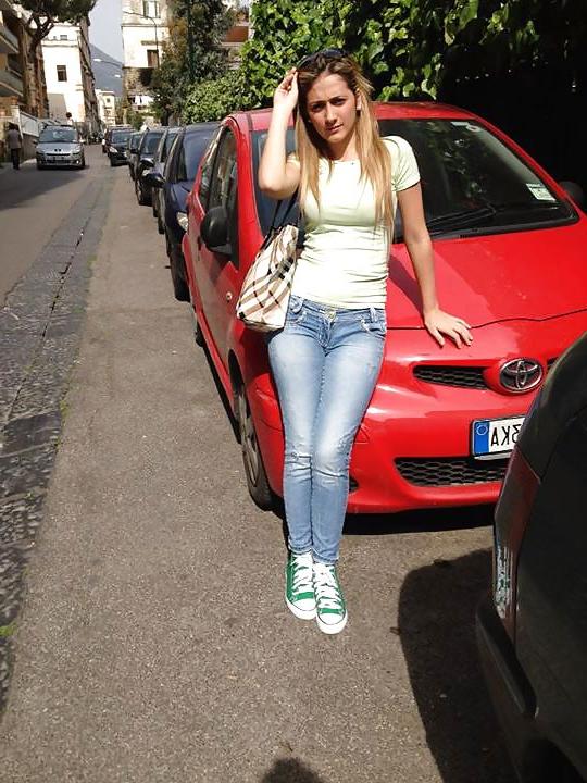 25P Italian girl: suzy