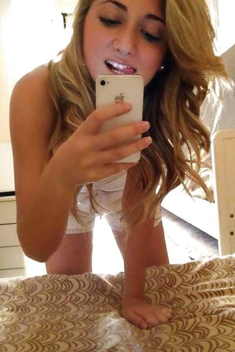 25P Italian girl: suzy