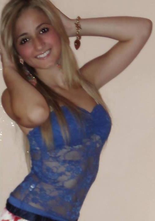 25P Italian girl: suzy