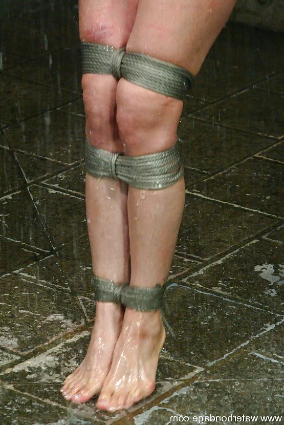 20P Bound feet and toes