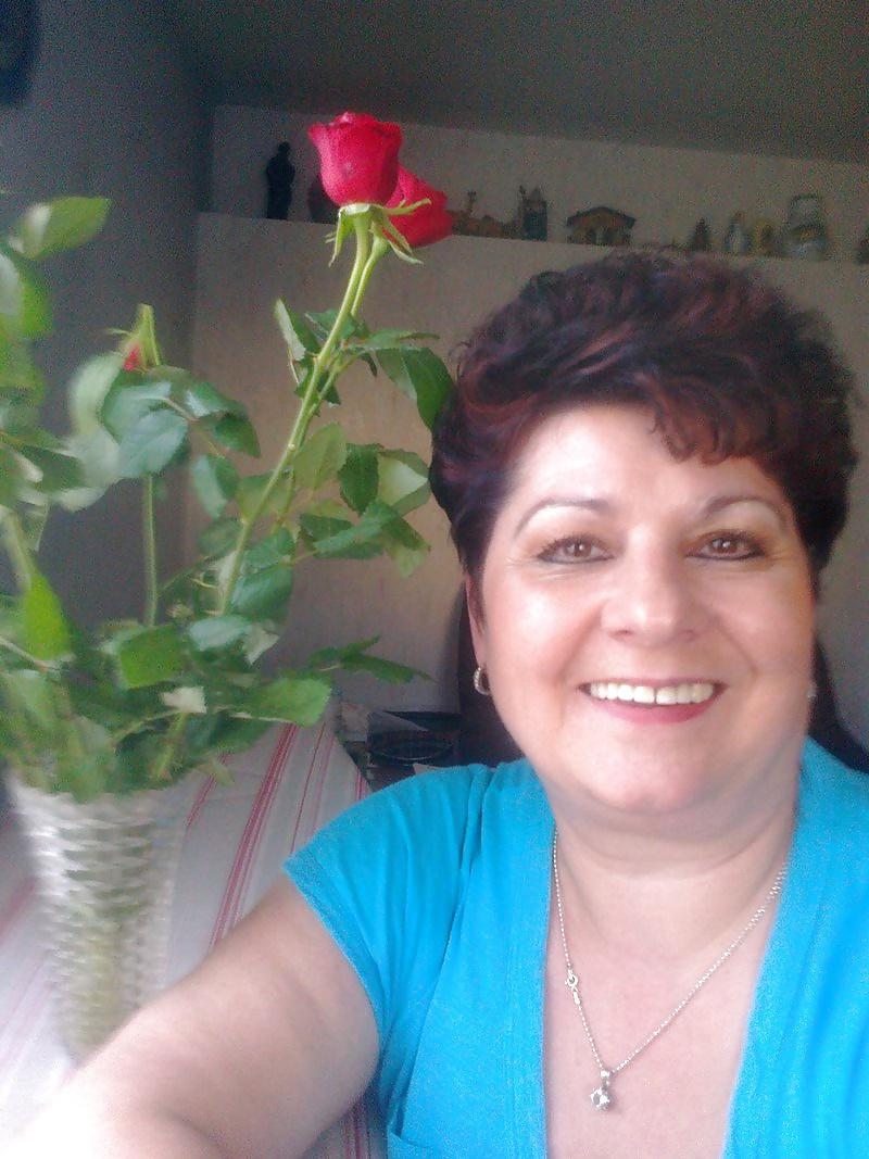 14P Cum Friendly BBW Mature