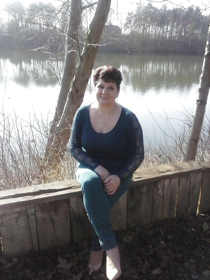 14P Cum Friendly BBW Mature