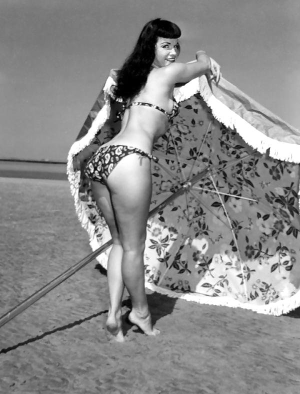 9P A great Vintage-Milf