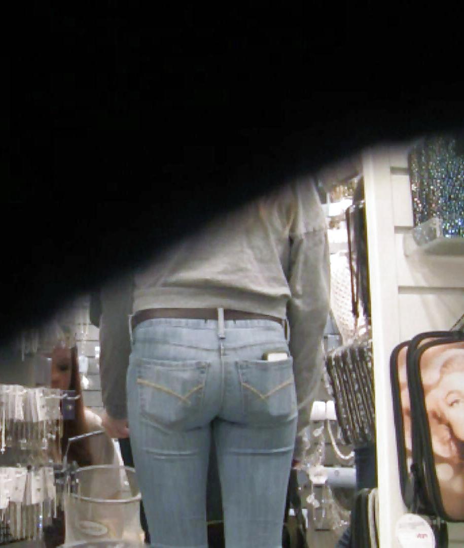 25P Mix of Teens Candid, Ass, Bikini