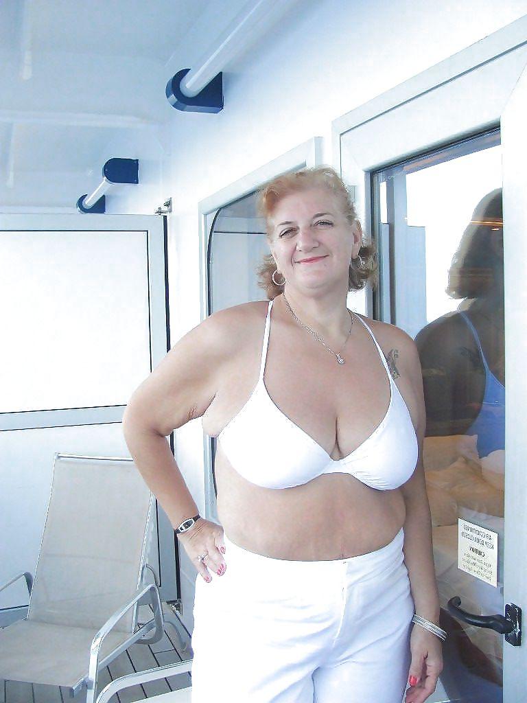 20P Mature-BBW-Ladies 327