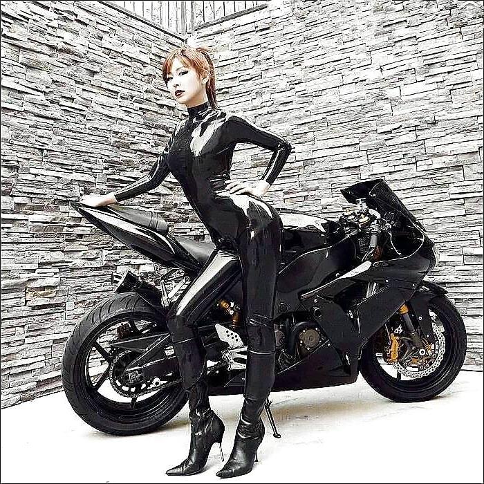 25P Girls with bike 6