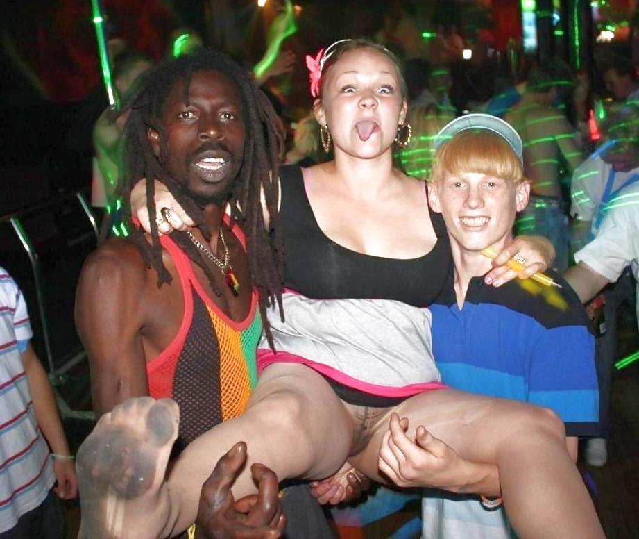 25P Some interracial stuff pt5