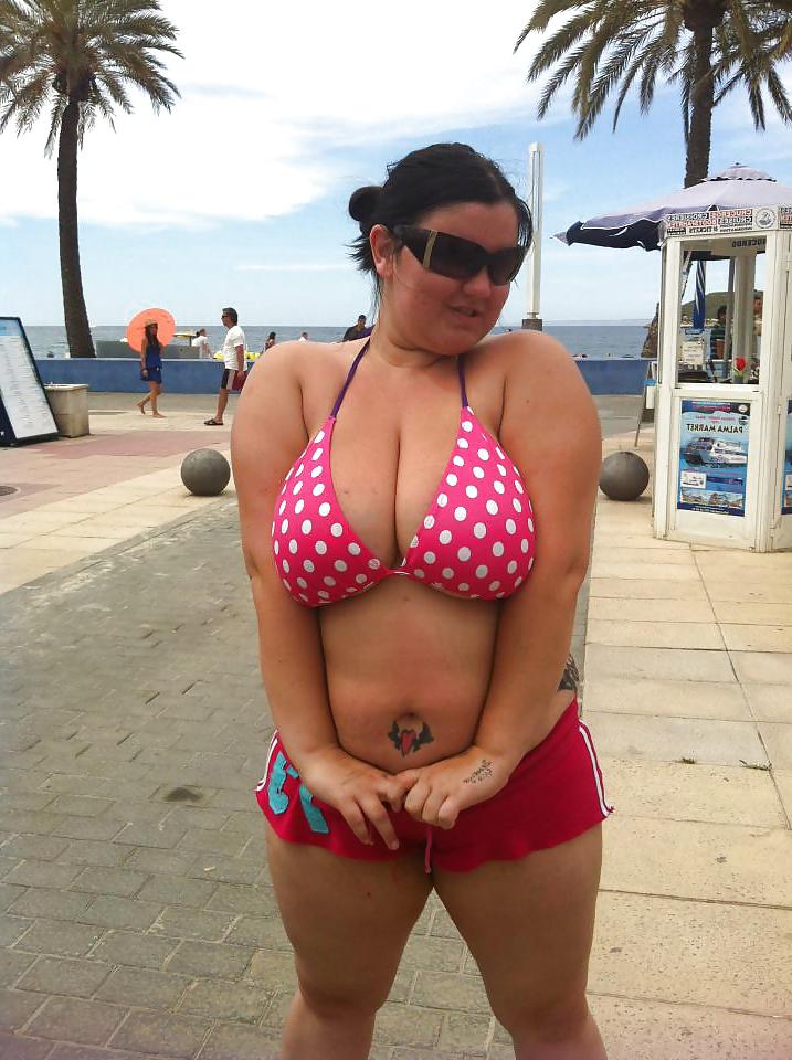 19P Some big tits