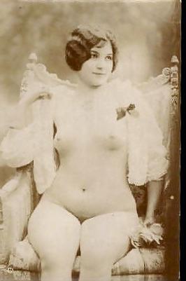 12P A Dozen extra Vintage Sirens