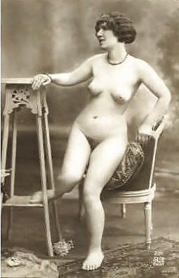 12P A Dozen extra Vintage Sirens