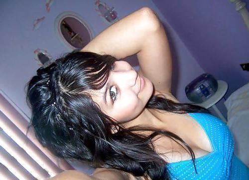 25P Complete Set 3: Posing ex-girl friends